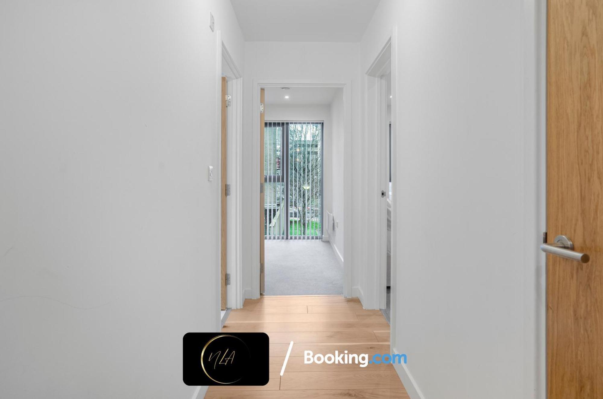 City Centre Apartment With Free Parking, 2 Bathrooms, Netflix And Wifi - Suitable For Contractors And Families - By Noor Luxury Accommodations Бирмингем Экстерьер фото