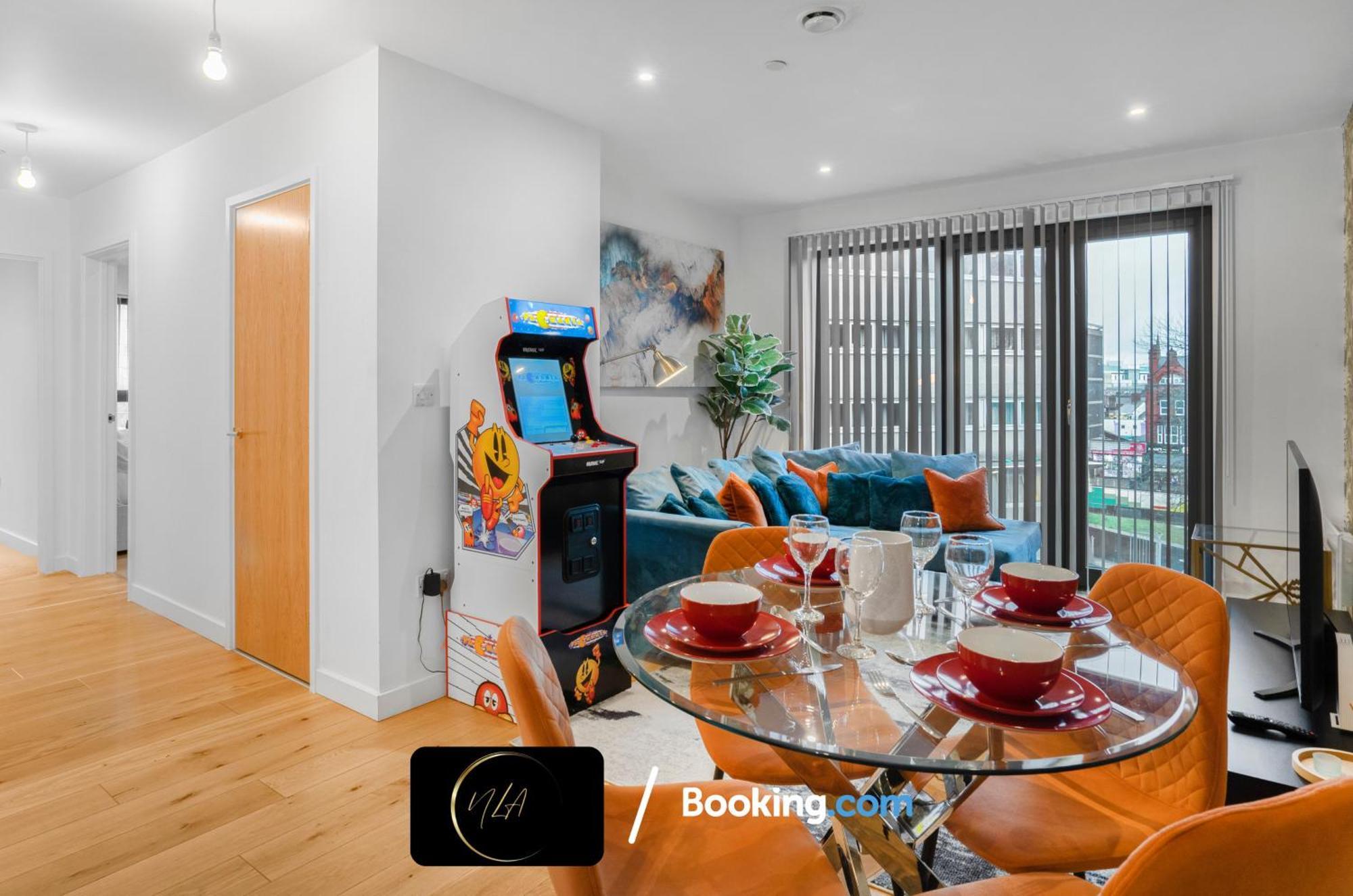 City Centre Apartment With Free Parking, 2 Bathrooms, Netflix And Wifi - Suitable For Contractors And Families - By Noor Luxury Accommodations Бирмингем Экстерьер фото